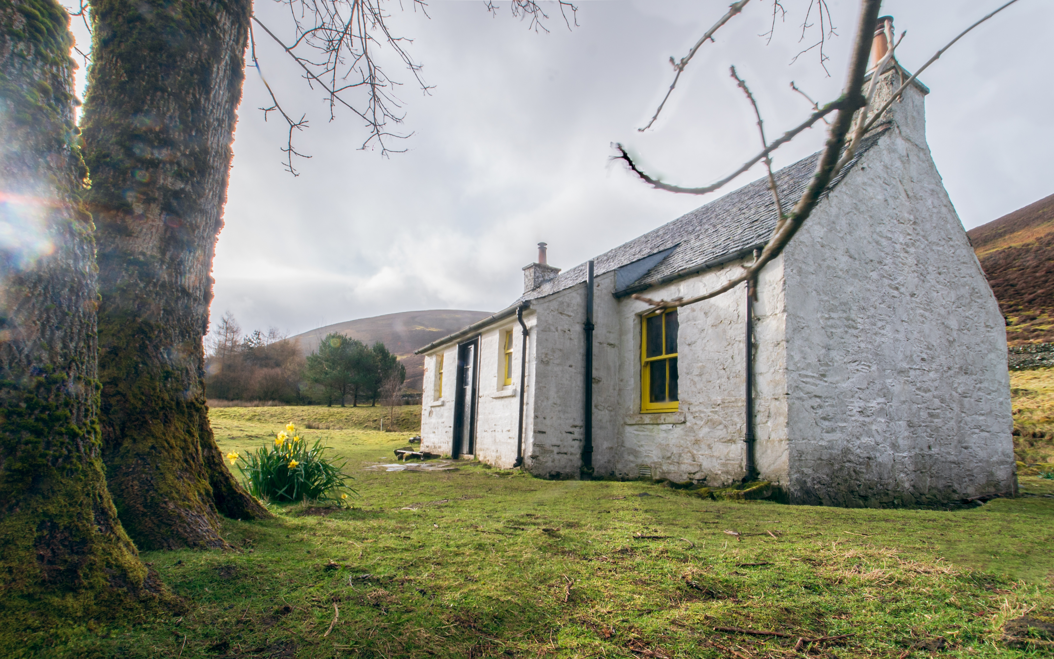 Stone bothy in countryside